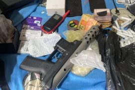 Um policial federal foi baleado na cabeça durante uma operação em Guarujá