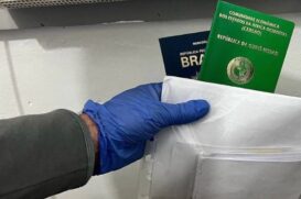 Documentos apreendidos pela Polícia Federal durante as investigações