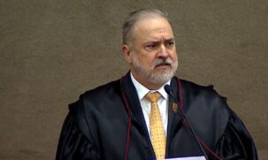 Aras deixa a Procuradoria na próxima quarta-feira e a vaga não ficará sem ocupante