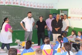 O prefeito de Porto Feliz, Dr. Cássio, visitou a Escola Vilma Fernandes Antônio, no bairro Vista Alegre
