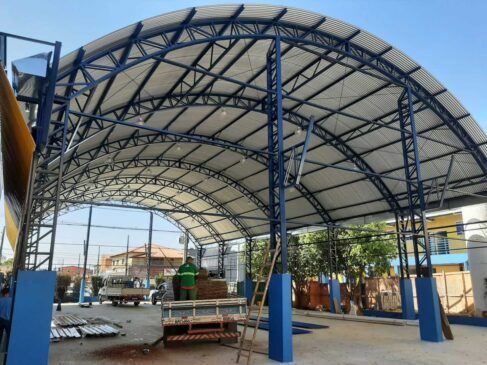A nova quadra seguirá os padrões das outras que já foram construídas nas escolas municipais de Porto Feliz.