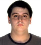 Caio Augusto Navarro Arisa tinha 31 anos e é suspeito de matar a mãe com golpes de faca e incendiar o imóvel onde ambos viviam, no bairro do Embaré, em Santos