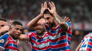 Fortaleza ganha do Corinthians