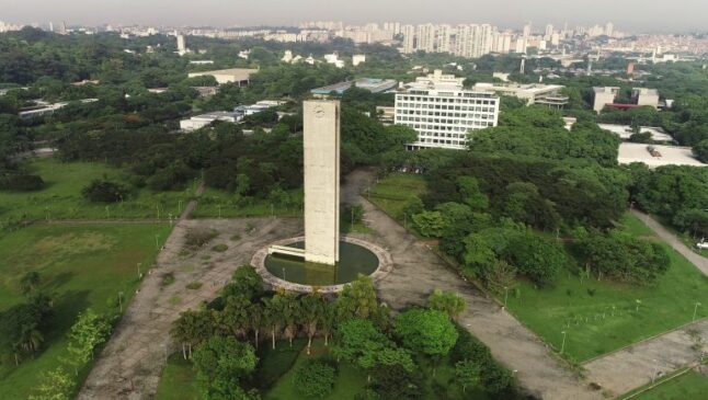 Estudantes afirmaram que a decisão de ocupar o espaço aconteceu após a reitoria pressionar pelo fim da greve
