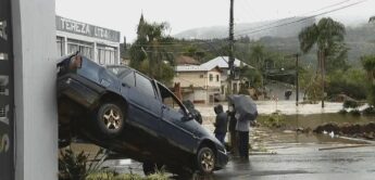 O ciclone extratropical que se formou no Rio Grande do Sul causou estragos em mais de 70 municípios do estado