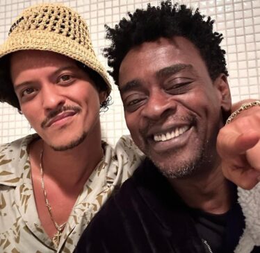Bruno Mars e Seu Jorge