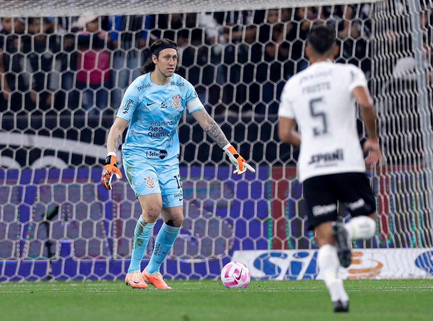 Timão sofreu, mas conseguiu arrancar um ponto durante duelo contra o América-MG