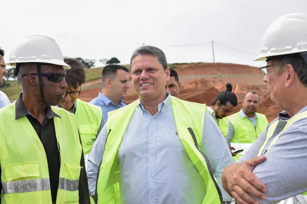 Governador disse que um processo para extinguir a parceria não chegaria ao fim antes do prazo previsto na assinatura