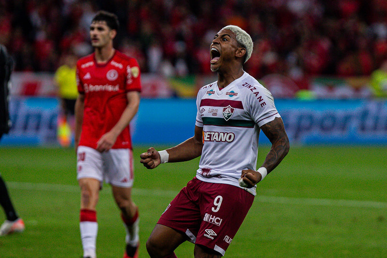 Na TV aberta, a Globo deve transmitir as semifinais do Fluminense e do Manchester City, na segunda-feira (18) e na terça-feira (19), e a final, no dia 22