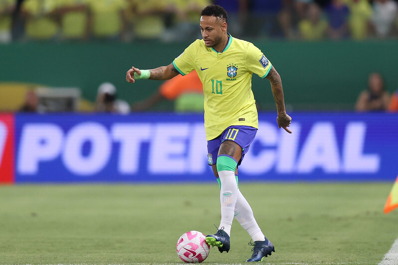 O jogador foi contido por Marquinhos