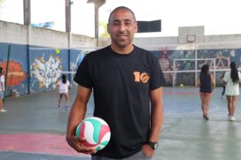Ex-líbero da Seleção Brasileira de voleibol, Serginho