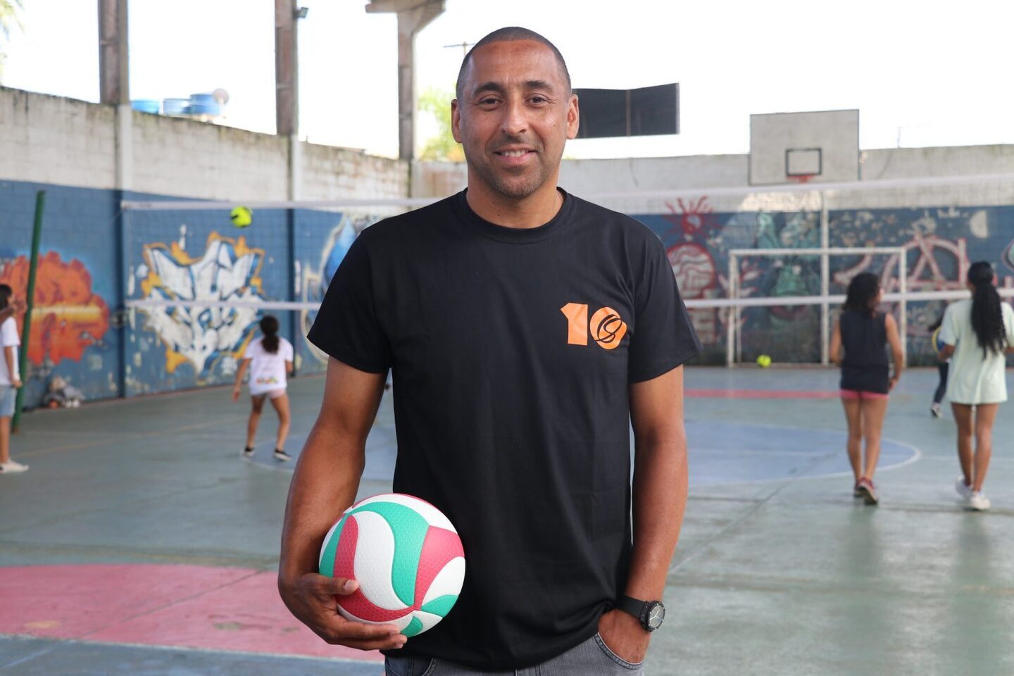 Ex-líbero da Seleção Brasileira de voleibol, Serginho