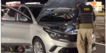 Um pastor evangélico foi preso dirigindo um carro roubado, na Rodovia Presidente Dutra, que liga São Paulo ao Rio de Janeiro.