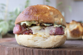Dentre os destaques e curiosidades estarão o choripan e empanadas do Uruguai