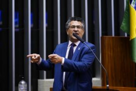 Deputado do PT-SP, Alencar Santana que teve o escritório invadido e furtado em Guarulhos, Grande SP