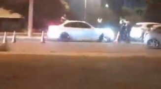 Automóvel de luxo foi alvejado por PMs ao tentar furar blitz na região central de Brasília