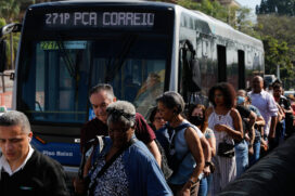 Assembleia unificada de trabalhadores das três companhias estaduais decidiu pela paralisação