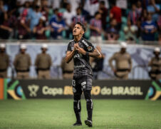 Patati ressalta a coragem de Fernandes de assumir o comando técnico em momento tão complicado