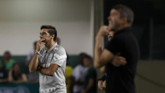O Palmeiras, porém, possui um jogo a mais que o Botafogo e pode ser ultrapassado antes de voltar a campo