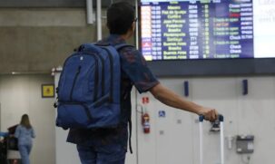 No caso de indenização por danos materiais, o prazo de prescrição é de dois anos, conforme as Convenções de Montreal e de Varsóvia