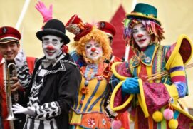 Na zona norte, o Mundo do Circo SP, recebe o espetáculo "Vida de Circo", da Circodança, que une artistas com e sem deficiência, circenses, atores e bailarinos