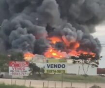 Incêndio na fábrica da Cacau Show em Linhares, no Espírito Santo