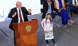 A meta é chegar ao fim de 2026 com mais de 2 milhões de estudantes da educação especial matriculados em classes comuns