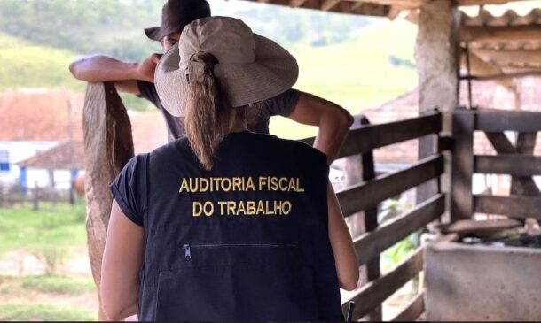 A legislação brasileira atual classifica como trabalho análogo à escravidão toda atividade forçada