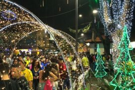 Natal Iluminado em Embu das Artes