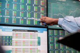 A bolsa de valores teve forte alta e atingiu o maior nível em duas semanas