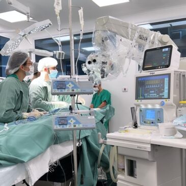 Esse procedimento foi realizado através do novo microscópio cirúrgico que a cidade possui e fez com que Porto Feliz fosse uma das primeiras cidades da região a realizar esse tipo de implante.