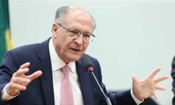 Ex-governador de São Paulo por quatro mandatos e com gestão bem avaliada o que lhe garantiria uma vantagem nas urnas ele chegará a 2026 balançando na chapa com o presidente Lula da Silva