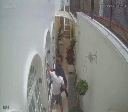 O caso foi notificado pela filha do casal, após ela encontrar a casa revirada.