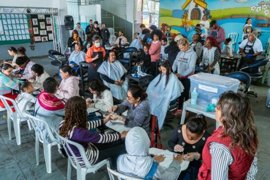 Moradores foram beneficiados pela ação social Impulsiona Taboão