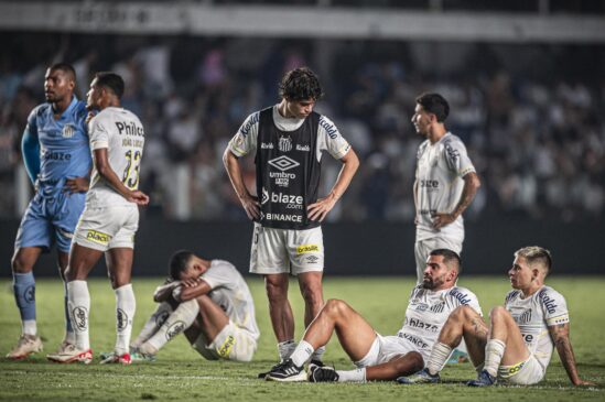 Santos foi rebaixado pela primeira vez na história