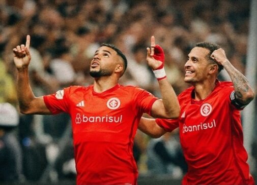Internacional superou o Corinthians na Neo Química Arena