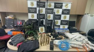 Homem é encontrado com arsenal em casa em SP