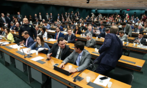 Texto mantém a meta de déficit fiscal zero, conforme propôs a equipe econômica do presidente Luiz Inácio Lula da Silva