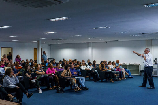 A Prefeitura de Taboão da Serra realizou uma série de treinamentos com os 100 novos médicos do programa Mais Médicos e novos enfermeiros