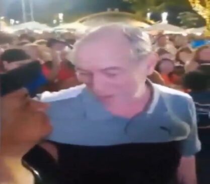 Ciro Gomes reagiu à segunda provocação com um tapa no rosto do homem