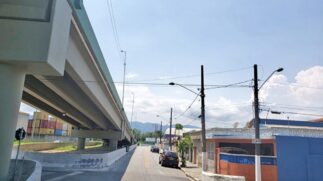 Ruas sob o Viaduto Piratininga estão até hoje sem sinalização
