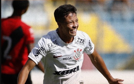 Corinthians venceu o Atlético-GO neste domingo pela Copinha