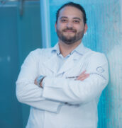 O médico faz um alerta importante sobre comparações e referências que os pacientes levam para os cirurgiões nas consultas