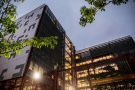A unidade do Senac em Taboão da Serra, na Grande São Paulo, oferece 1.460 mil bolsas de estudo gratuitas, até o fim de 2024, por meio do Programa Senac de Gratuidade