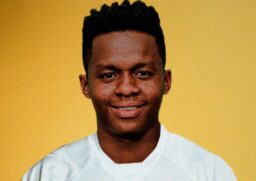 O jogador de 31 anos terá vínculo apenas até o final da temporada