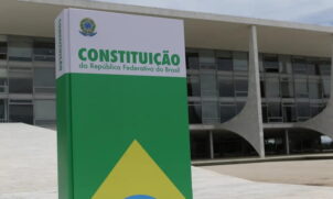 Nesta tarde, a partir das 15h, haverá um ato no Congresso Nacional, com a presença dos chefes dos Três Poderes