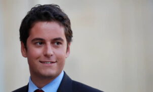 A nomeação ocorre no momento em que o presidente francês busca dar novo fôlego ao seu segundo mandato antes das eleições para o Parlamento Europeu
