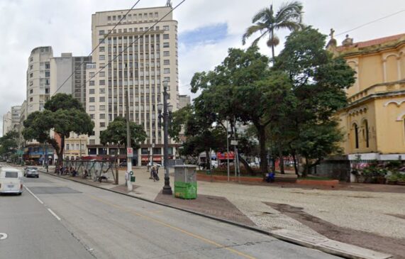 Para a maior parte da população, São Paulo acaba sendo trânsito, dificuldade para morar bem e violência