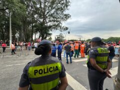 O esquema de segurança, coordenado em uma sala de gerenciamento com todos os órgãos envolvidos no Carnaval de São Paulo, resultou em quedas de 13% nos roubos