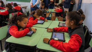 O calendário aponta que o ano letivo será encerrado no dia 17 de dezembro, somando 200 dias de aulas